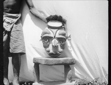 Mundugumor ceremonial mask