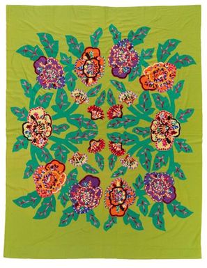 Tivaevae tataura (appliqué embroidered quilt) and pillowslips