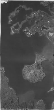 [Aerial photographs relating to the Japanese occupation of Madang, Papua New Guinea, 1943] (88)