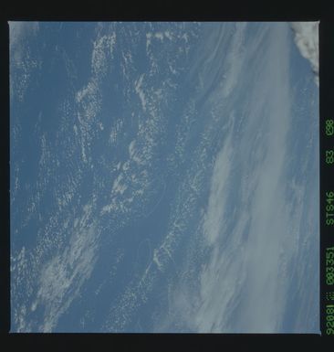 S46-83-098 - STS-046 - Earth observations from the shuttle orbiter Atlantis during STS-46