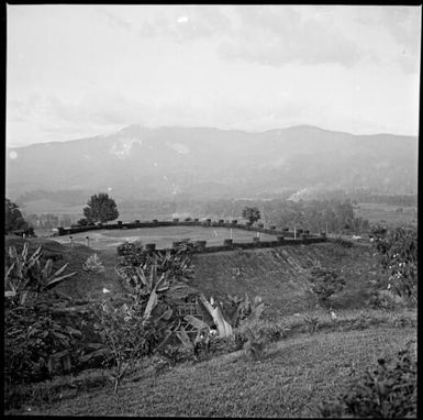 Square garden at Mr. and Mrs. Norman Neal's place overlooking Wau Valley, New Guinea, 1937, 2 / Sarah Chinnery