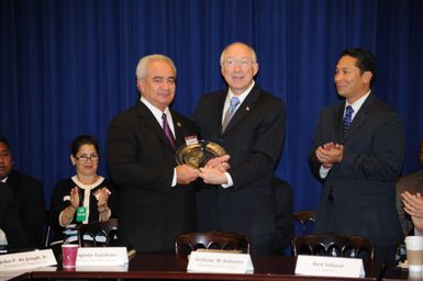 Secretary Ken Salazar, Office of Insular Affairs officials meeting [at Interior headquarters, Washington, D.C.] with Interagency Group on Insular Areas, [including representatives from federal agencies and leaders from the U.S. insular areas: Guam, American Samoa, U.S. Virgin islands, Commonwealth of the Northern Mariana Islands] - 2/28/2012