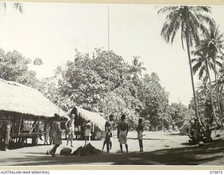 MANAM ISLAND, NEW GUINEA. 1944-09-03. A SECTION OF SOGARI VILLAGE ON THE ISLAND