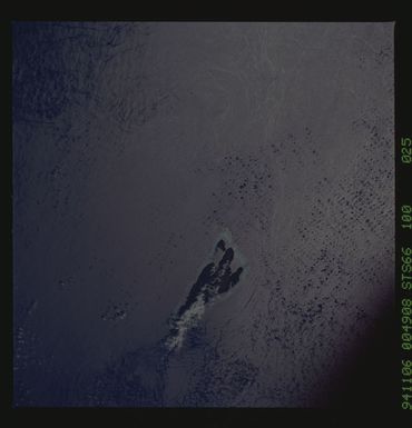 STS066-100-025 - STS-066 - Earth observations during STS-66