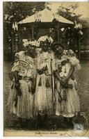90. - Tahiti. - Trois Danseuses TahitiennesThree tahitian dancers
