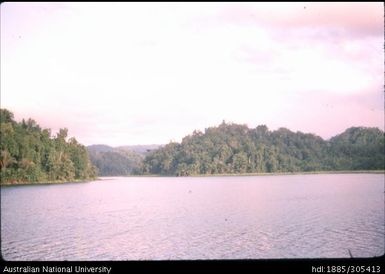 Embi Lake, Popondetta