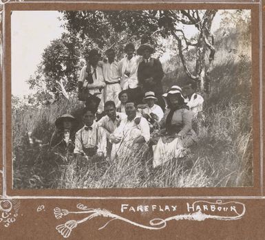 A group of tourists, Fairfax Harbour, Port Moresby, 1914