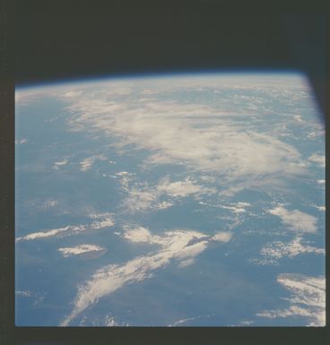 AS07-07-1744 - Apollo 7 - Apollo 7 Mission, Hawaii