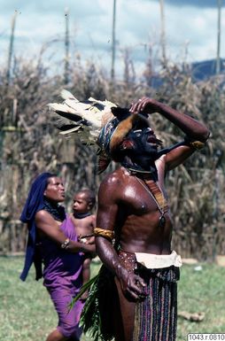 ["huvudbonad, festival, fotografi, photograph"]