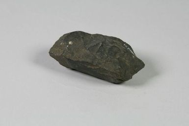 To'i Ma'a (Stone Adze)