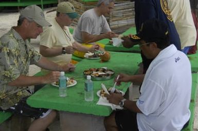 [Assignment: 48-DPA-SOI_K_Palau_6-7-9-07] Pacific Islands Tour: Visit of Secretary Dirk Kempthorne [and aides] to Palau Islands, Republic of Palau [48-DPA-SOI_K_Palau_6-7-9-07__DI12697.JPG]