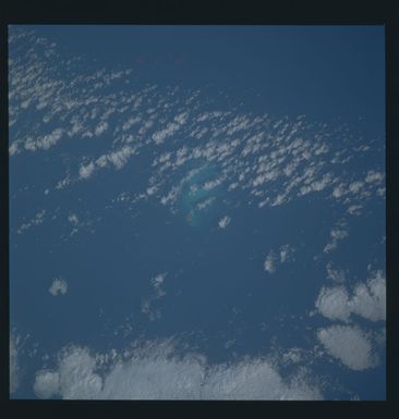 S45-624-062 - STS-045 - STS-45 earth observations