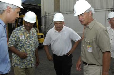 [Assignment: 48-DPA-SOI_K_Amer_Sam] Pacific Islands Tour: Visit of Secretary Dirk Kemmpthorne [and aides] to American Samoa, U.S. Territory [48-DPA-SOI_K_Amer_Sam__DI15405.JPG]