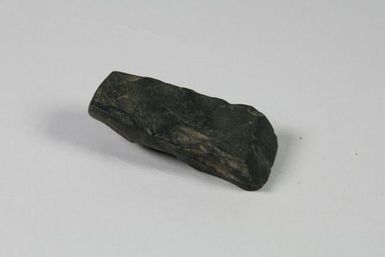 To'i Ma'a (Stone Adze)
