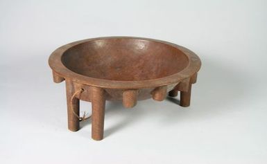 Tanoa fai'ava (kava bowl)