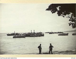 WHITE BEACH, SAIDOR, NEW GUINEA, 1944-02-10. BARGES AND PATROL TORPEDO BOATS OF THE 542ND UNITED STATES BOAT COMPANY, AT WHITE BEACH