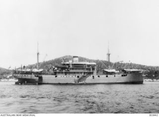 STARBOARD SIDE VIEW OF THE DUTCH PASSENGER MOTOR VESSEL JANSSENS WHICH TOOK PART IN OPERATION LILLIPUT IN NEW GUINEA BETWEEN 1942-12 AND 1943-06.(NAVAL HISTORICAL COLLECTION)