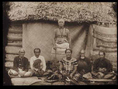 Mata'afa Iosefo Laiufi and court