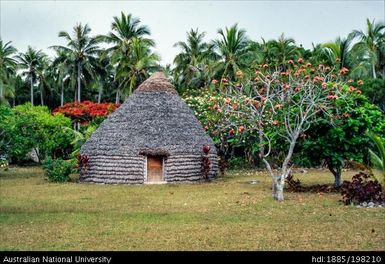 New Caledonia - Lifou Island - Chez Bella - traditional-style accommodation