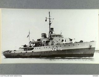 BATHURST CLASS MINESWEEPER/CORVETTE HMAS FREMANTLE. COMPLETED ON 12TH APRIL 1943 FREMANTLE SERVED IN THE NORTHERN AUSTRALIA - NEW GUINEA AREA AND ADJACENT WATERS FROM 1943 TO 1945. ON 30TH AUGUST ..