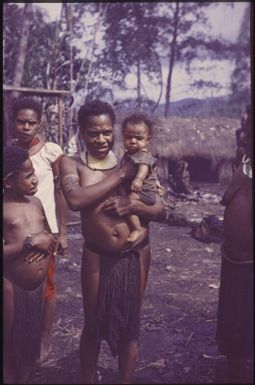 The Kukiga people : singsing ground of the Kukiga Clan, Wahgi Valley, Papua New Guinea, 1955 / Terence and Margaret Spencer