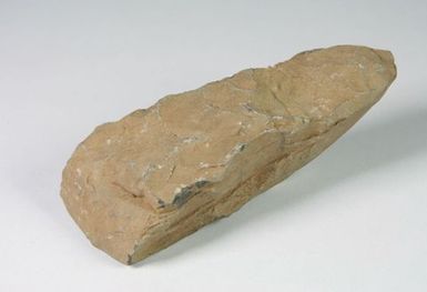 To'i Ma'a (stone adze)