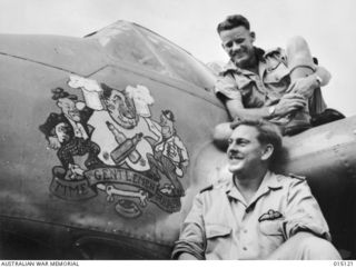 KIRIWINA, NEW GUINEA, 1943-06. SQUADRON LEADER W. BOULTON (PILOT), OF MANLY, NSW, AND FLYING OFFICER K. MCCARTHY (NAVIGATOR), OF MELBOURNE, VIC, WITH THEIR NO 30 (LR/F) SQUADRON, RAAF, BEAUFIGHTER ..