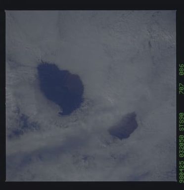 STS090-707-086 - STS-090 - Earth observations taken during STS-90 mission