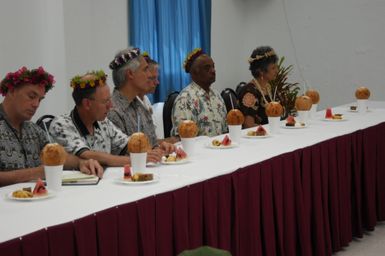 [Assignment: 48-DPA-SOI_K_Pohnpei_6-10-11-07] Pacific Islands Tour: Visit of Secretary Dirk Kempthorne [and aides] to Pohnpei Island, of the Federated States of Micronesia [48-DPA-SOI_K_Pohnpei_6-10-11-07__DI13787.JPG]