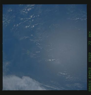 S29-73-064 - STS-029 - STS-29 earth observations