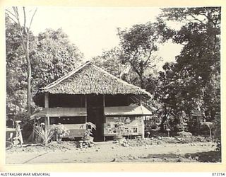 LAE, NEW GUINEA. 1944-06-07. THE AUSTRALIAN ARMY EDUCATION SERVICE CENTRE AT HEADQUARTERS NEW GUINEA FORCE