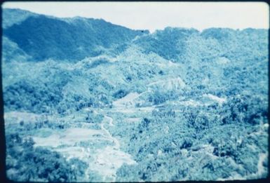 Early development of the (Panguna?) mine (5) : Bougainville Island, Papua New Guinea, March 1971 / Terence and Margaret Spencer