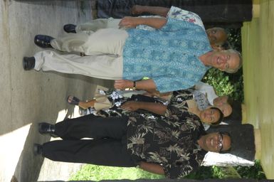 [Assignment: 48-DPA-SOI_K_Pohnpei_6-10-11-07] Pacific Islands Tour: Visit of Secretary Dirk Kempthorne [and aides] to Pohnpei Island, of the Federated States of Micronesia [48-DPA-SOI_K_Pohnpei_6-10-11-07__DI13674.JPG]