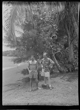 Leo Lynch with unidentifed man, Tahiti