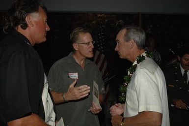 [Assignment: 48-DPA-09-28-08_SOI_K_NPS_Vol_AZ] President's Call to Service Award ceremony and reception for volunteers at the U.S.S. Arizona Memorial, Pearl Harbor, Honolulu, Hawaii, with Secretary Dirk Kempthorne [joining the National Park Service's Chief Historian for the Memorial, Daniel Martinez, among the dignitaries on hand] [48-DPA-09-28-09_SOI_K_NPS_Vol_AZ_IOD_4672.JPG]