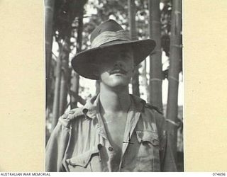 MILNE BAY, NEW GUINEA. 1944-07-19. NX191007 LIEUTENANT E. A. D. WATSON, WAR ARTIST, MILITARY HISTORY SECTION ATTACHED TO HEADQUARTERS, NEW GUINEA FORCE