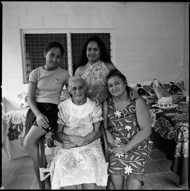 Mareta Matamua, Esther Katu and Ani Katu frame 4