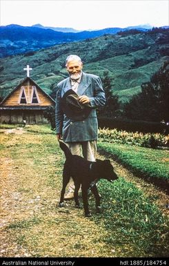 Chimbu - Mt Hagen - Kundio - Pater H Autenanger