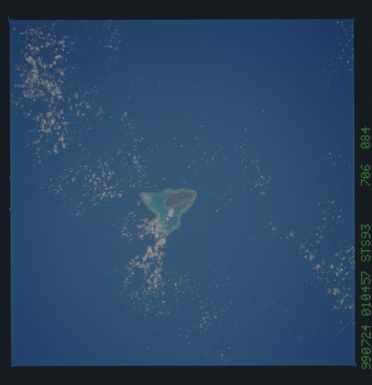 STS093-706-084 - STS-093 - Earth observations taken from Columbia during the STS-93 mission