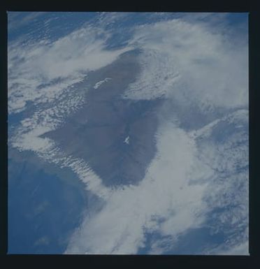 51A-45-065 - STS-51A - 51A earth observations