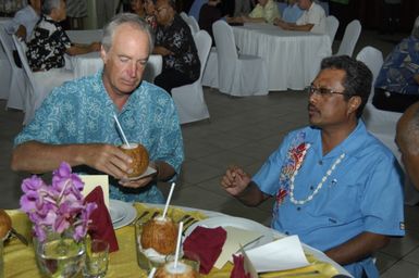 [Assignment: 48-DPA-SOI_K_Palau_6-7-9-07] Pacific Islands Tour: Visit of Secretary Dirk Kempthorne [and aides] to Palau Islands, Republic of Palau [48-DPA-SOI_K_Palau_6-7-9-07__DI13087.JPG]