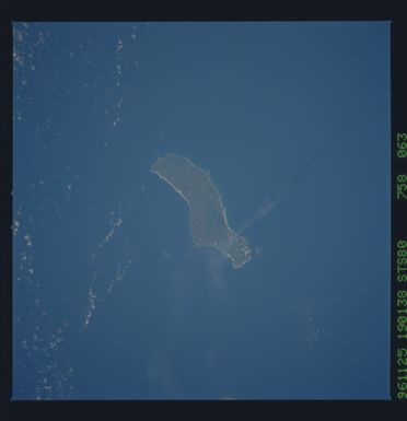 STS080-758-063 - STS-080 - Earth observations taken from Space Shuttle Columbia during STS-80 mission