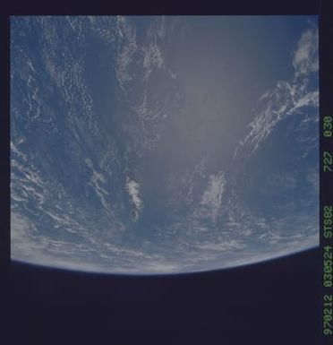 STS082-727-030 - STS-082 - Earth observations taken from shuttle orbiter Discovery during STS-82 mission