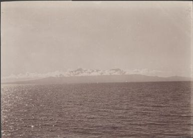 The island of Kolumbangara off the coast of New Georgia, Solomon Islands, 1906 / J.W. Beattie