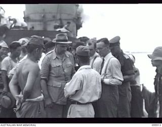 RABAUL, NEW BRITAIN, 1946-03-12. A FEDERAL INVESTIGATION COMMITTEE INSPECTED THE JAPANESE DESTROYER YUZUKI FOLLOWING OVERCROWDING ALLEGATIONS BY THE AUSTRALIAN PRESS. THE SHIP EMBARKED 1005 ..