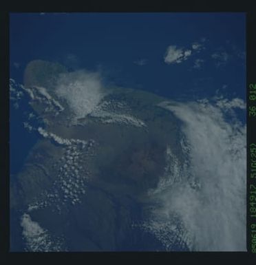 51G-36-012 - STS-51G - STS-51G earth observations