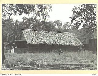 PORT MORESBY, NEW GUINEA. 1944-05-01. THE E MESS HUT, USED BY LIEUTENANTS OF G BRANCH, HEADQUARTERS NEW GUINEA FORCE