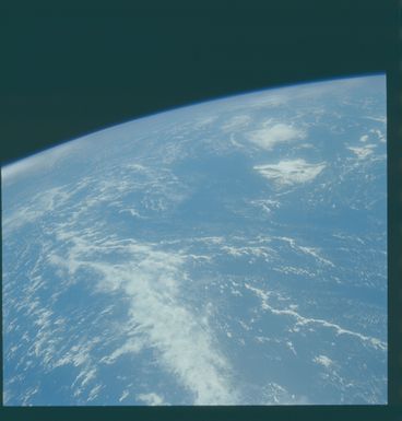 S43-601-060 - STS-043 - STS-43 earth observations