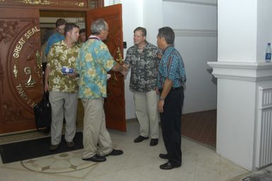 [Assignment: 48-DPA-SOI_K_Guam_6-6-7-07] Pacific Islands Tour: Visit of Secretary Dirk Kempthorne [and aides] to Guam, U.S. Territory [48-DPA-SOI_K_Guam_6-6-7-07__DI11974.JPG]