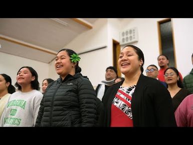 Learning to sing in harmony one note at a time